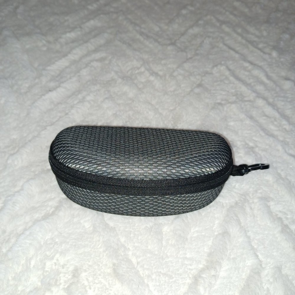 SUNGLASSES - Picture 3 of 4